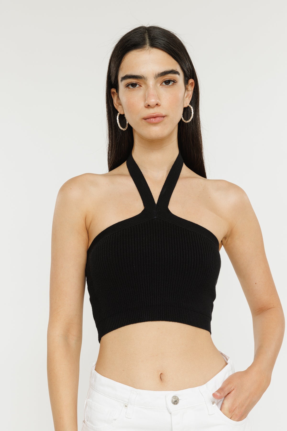 גופיית קרופ Collar בצבע שחור