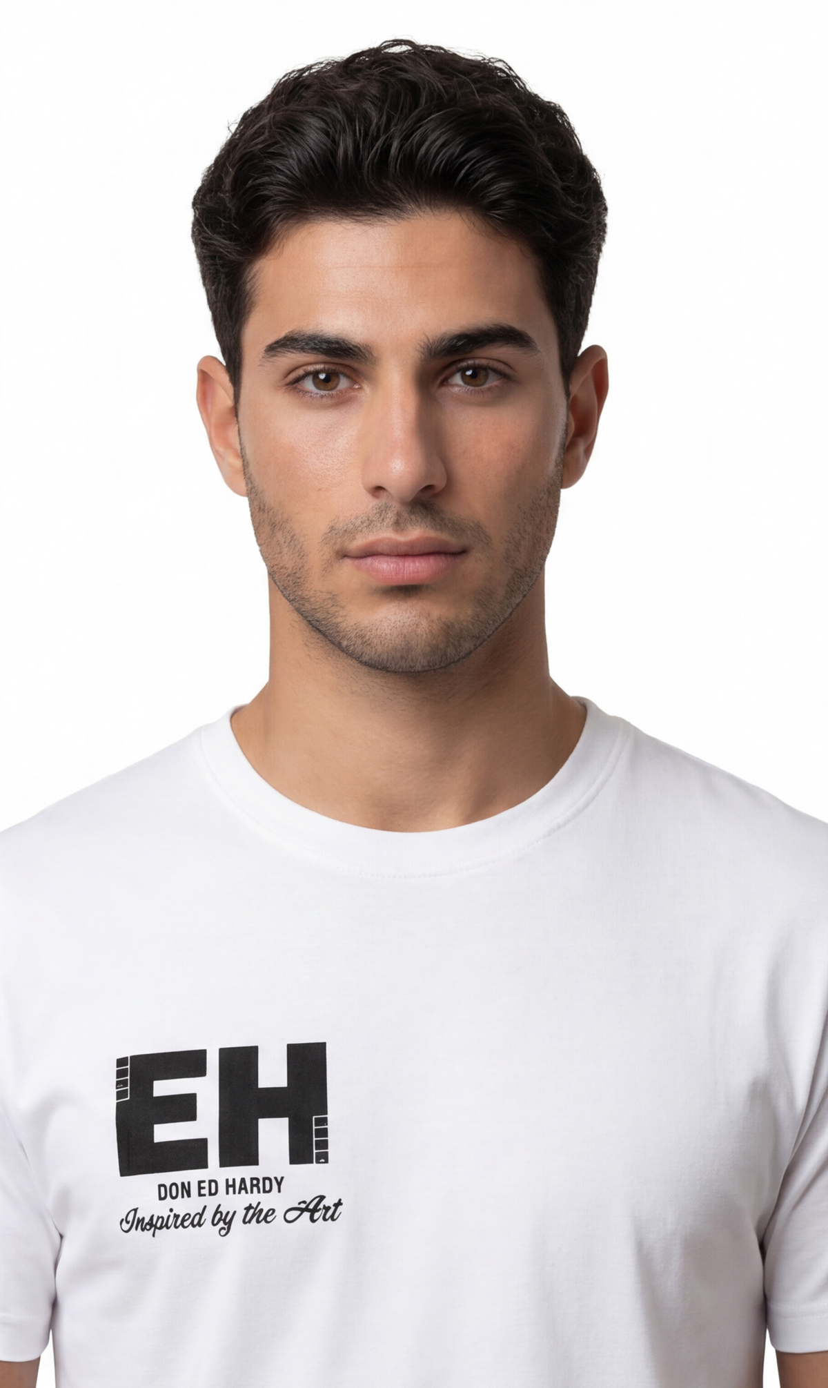 טי שירט Ed Hardy לגברים בצבע לבן עם הדפס HARDY שחור גדול בגב