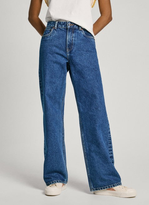 ג'ינס Loose Pepe Jeans לנשים בצבע כחול בגזרה רחבה ומותן גבוהה