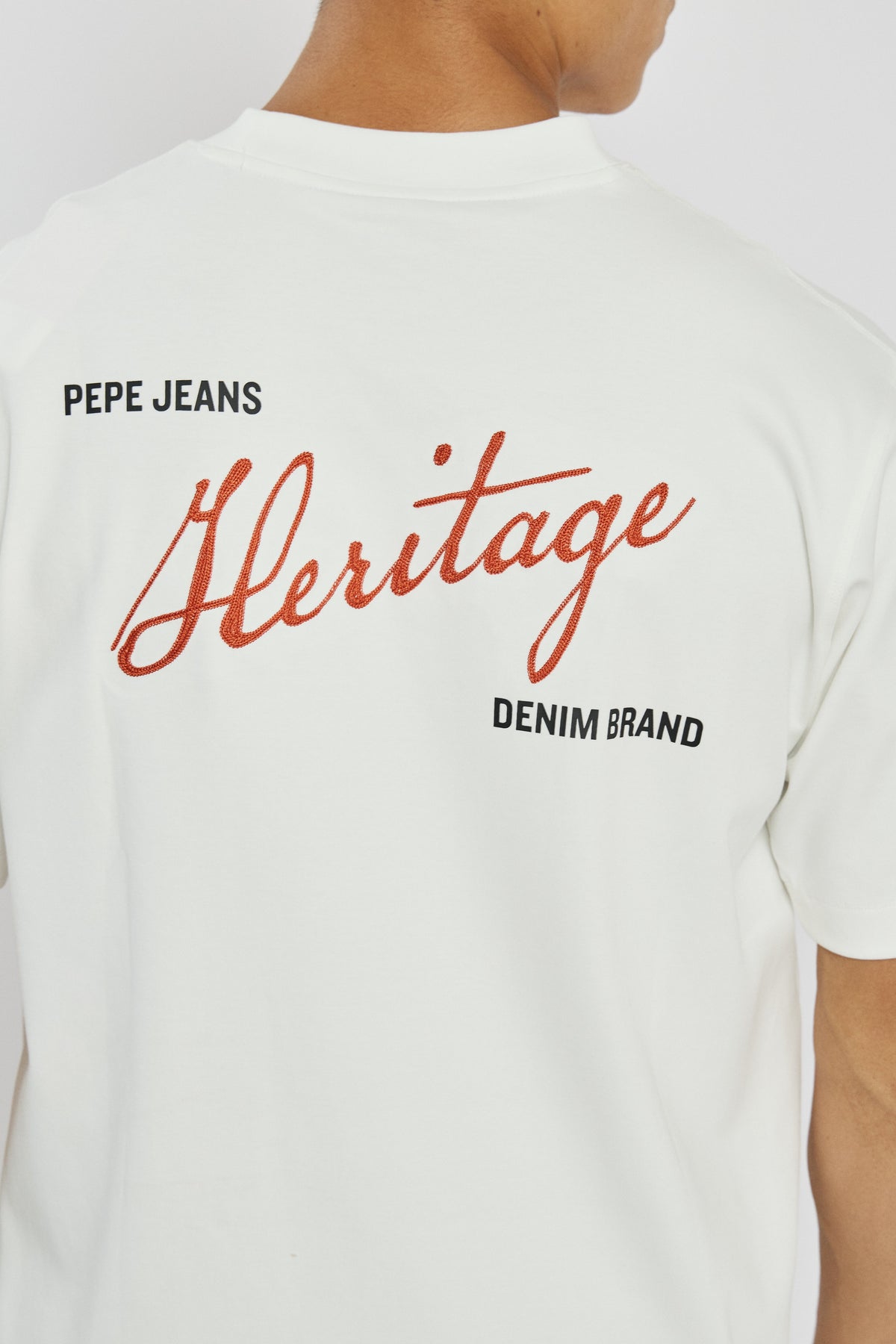 טי-שירט עם הדפס Heritage לגברים בצבע לבן