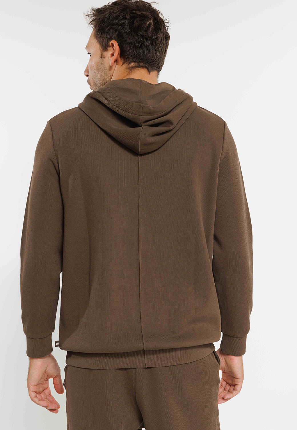 קפוצ'ון בצבע חום לגברים