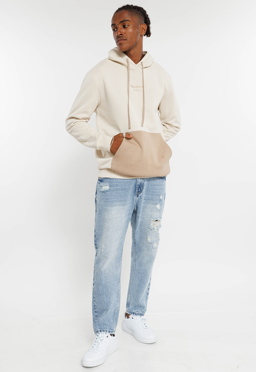 קפוצ'ון AVILES בשילוב צבעים בצבע חול בז'