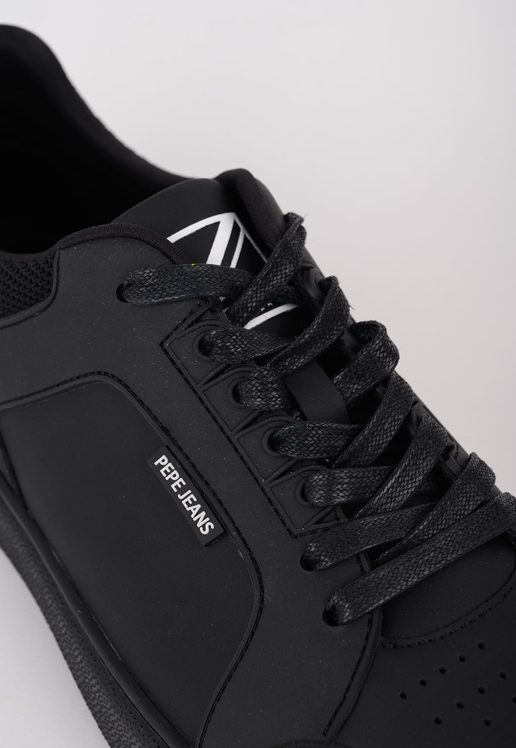 נעלי סניקרס SENEN IL בצבע שחור לגברים