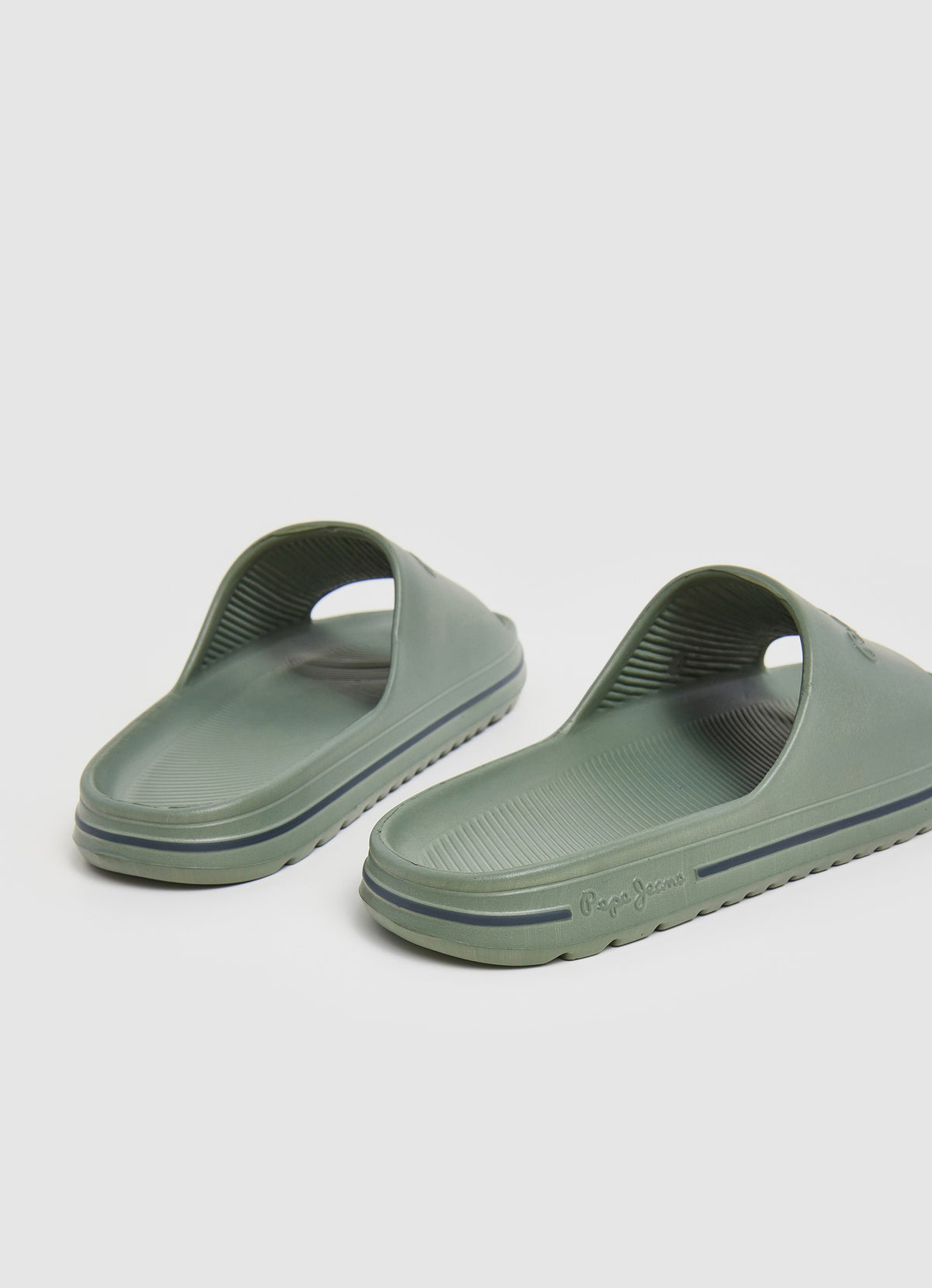 כפכפי BEACH SLIDE של Pepe Jeans לגברים בצבע ירוק זית