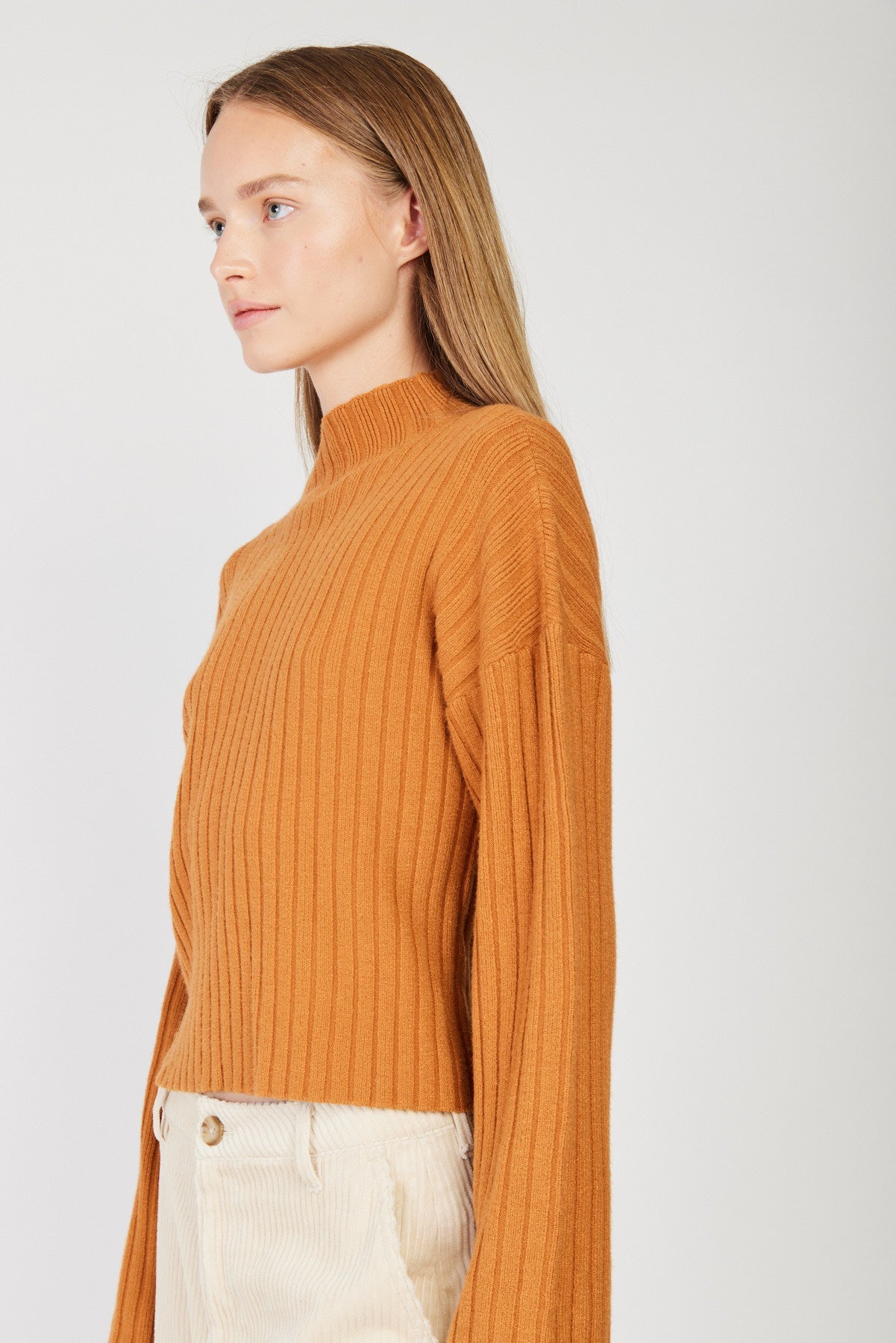 סריג ריב Lary בצבע חמרה