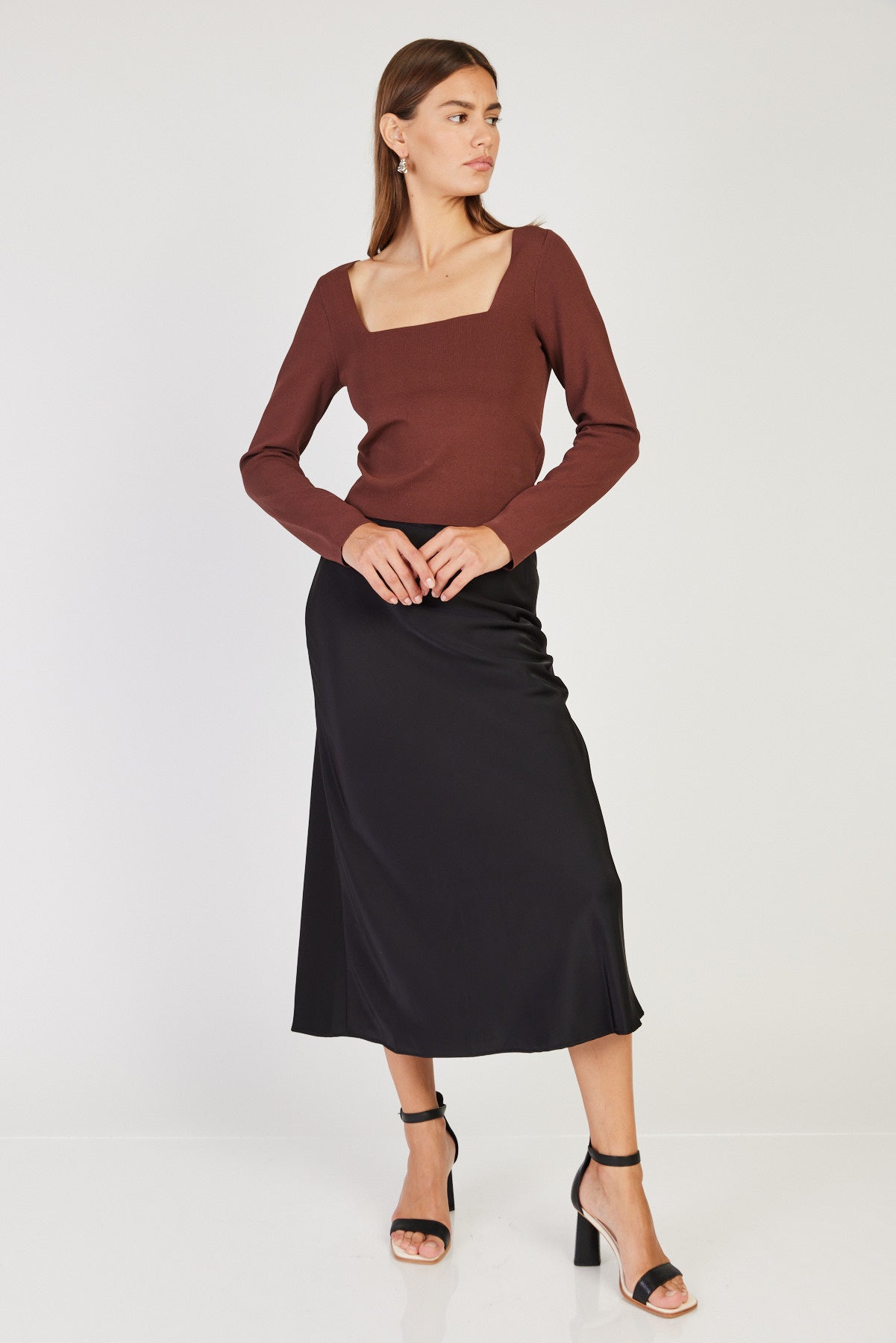 חולצת טרפז Nelly בצבע חום