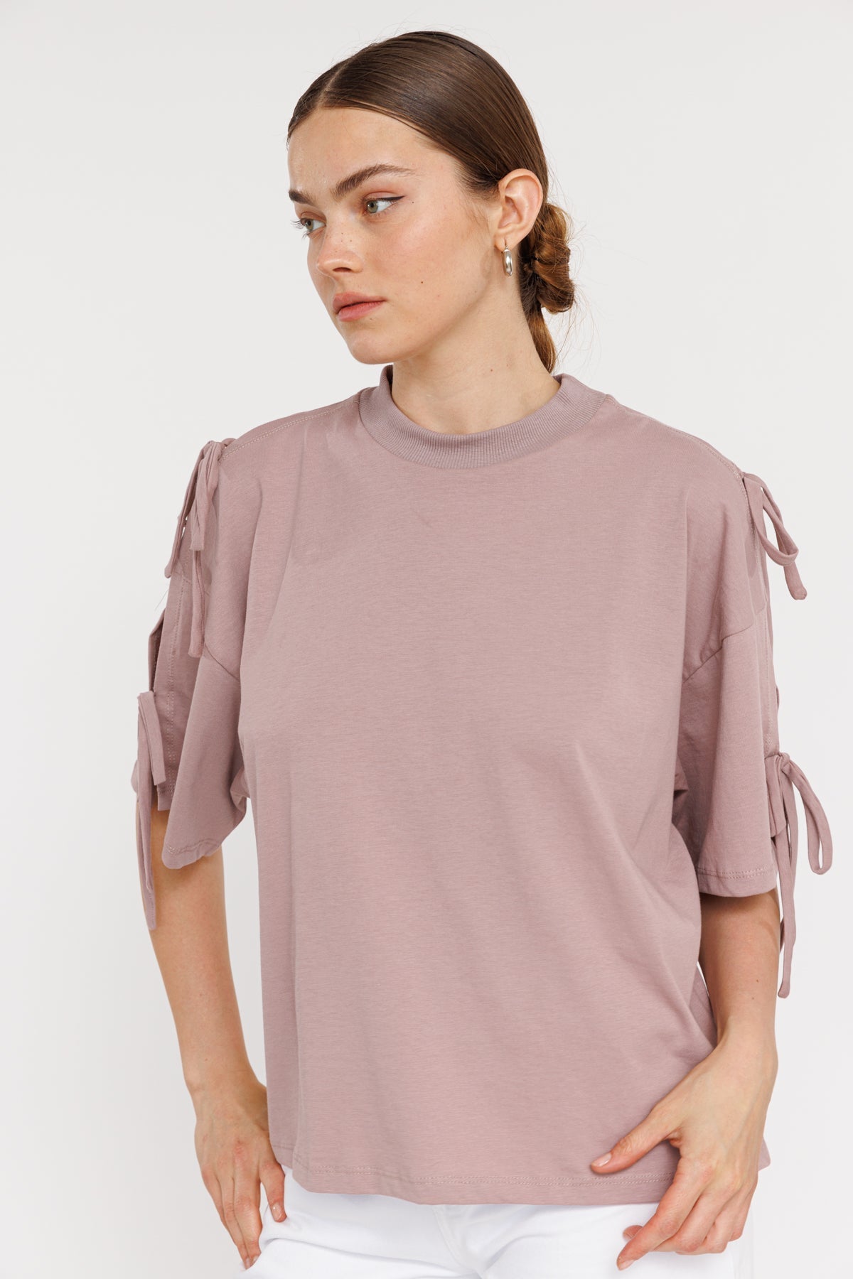 טי שירט קשירות בשרוול Hera בצבע ורוד עתיק