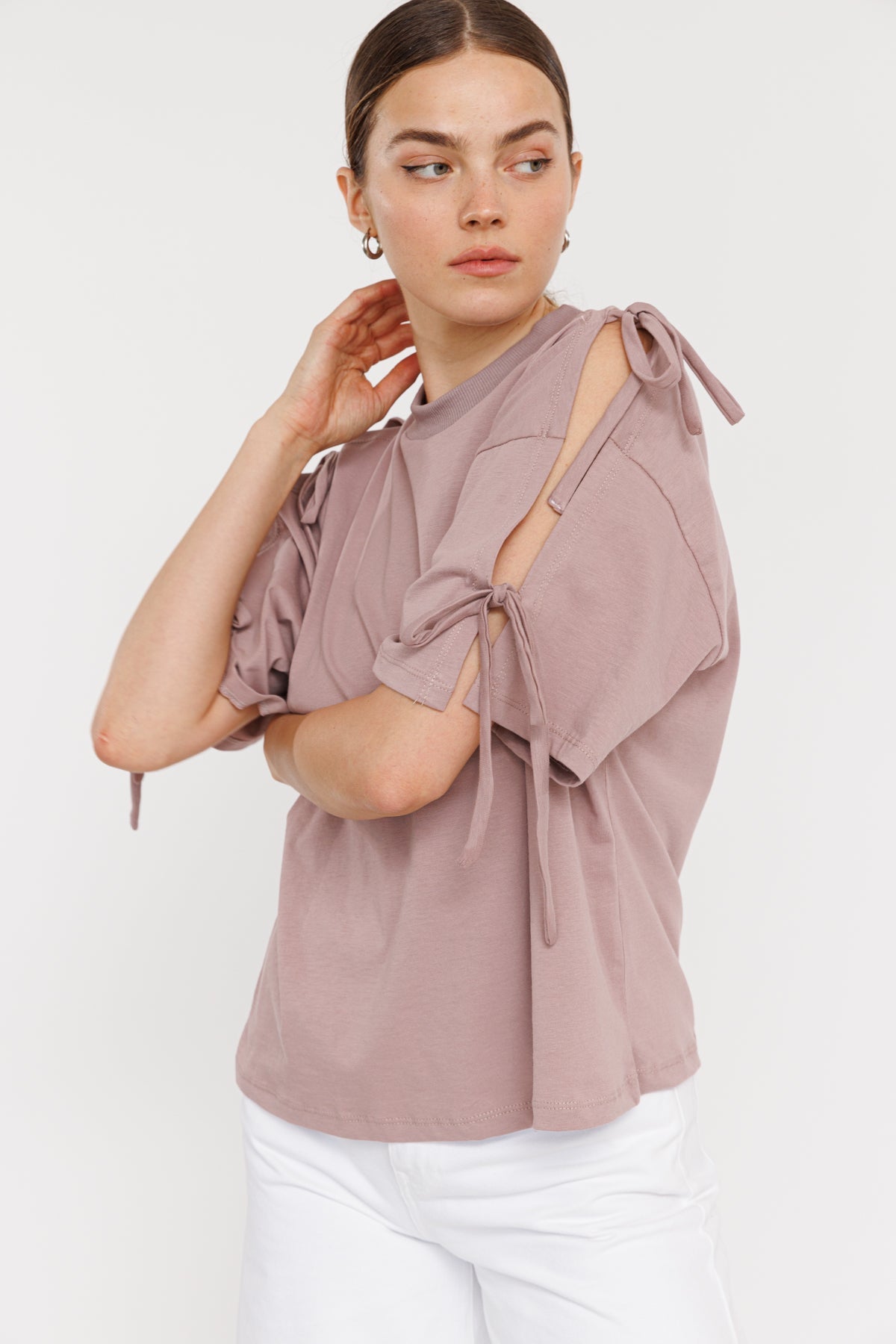 טי שירט קשירות בשרוול Hera בצבע ורוד עתיק