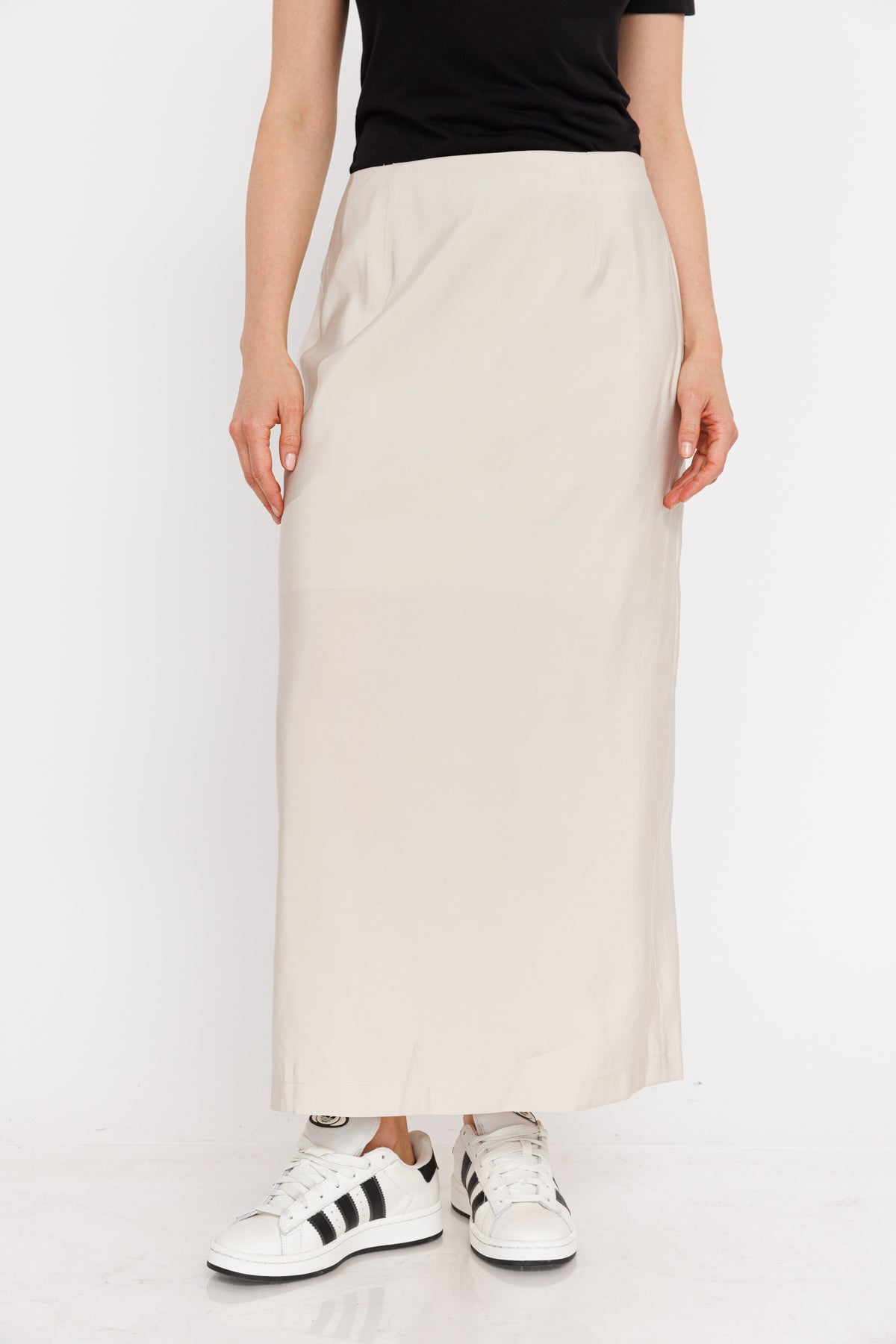 חצאית עיפרון Nadine בצבע בז'