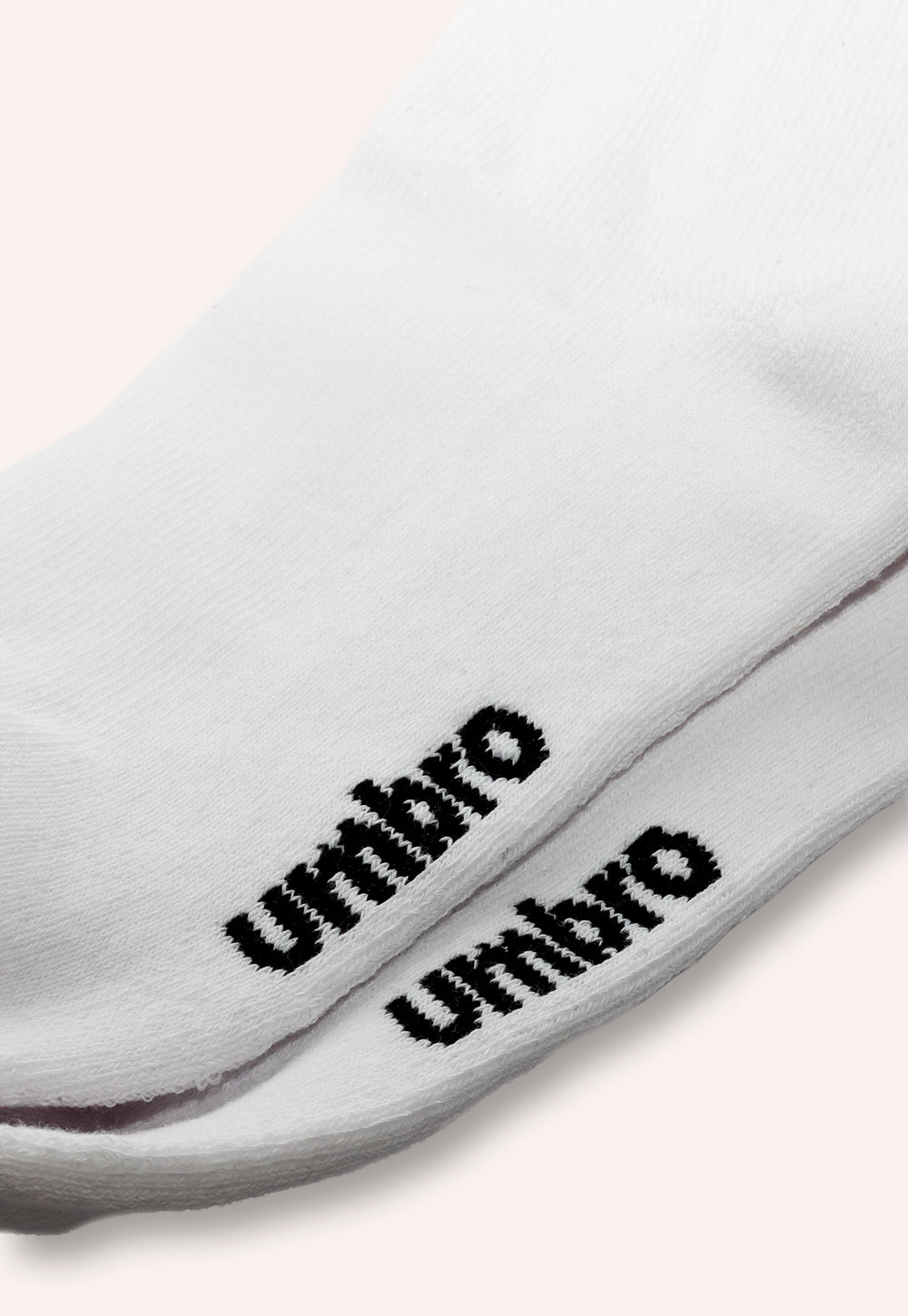 מארז 3 זוגות גרבי ספורט חצי טרי לנוער בצבע לבן – מידה 35–41