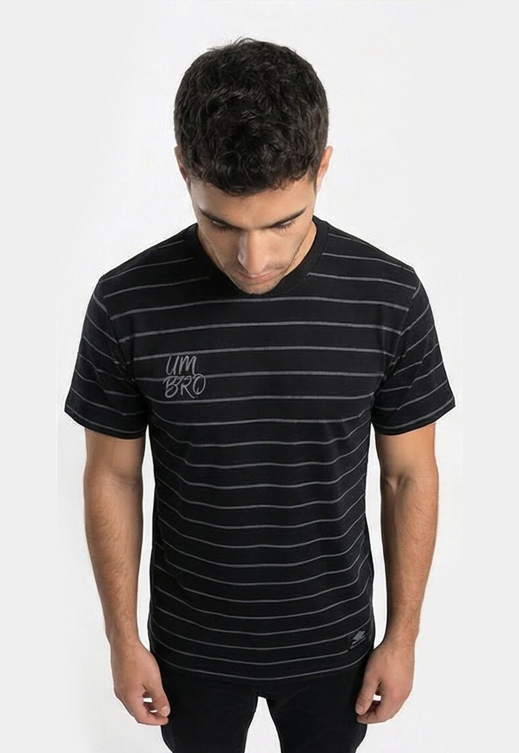 טי-שירט אוברסייז לגברים בצבע שחור עם הדפס