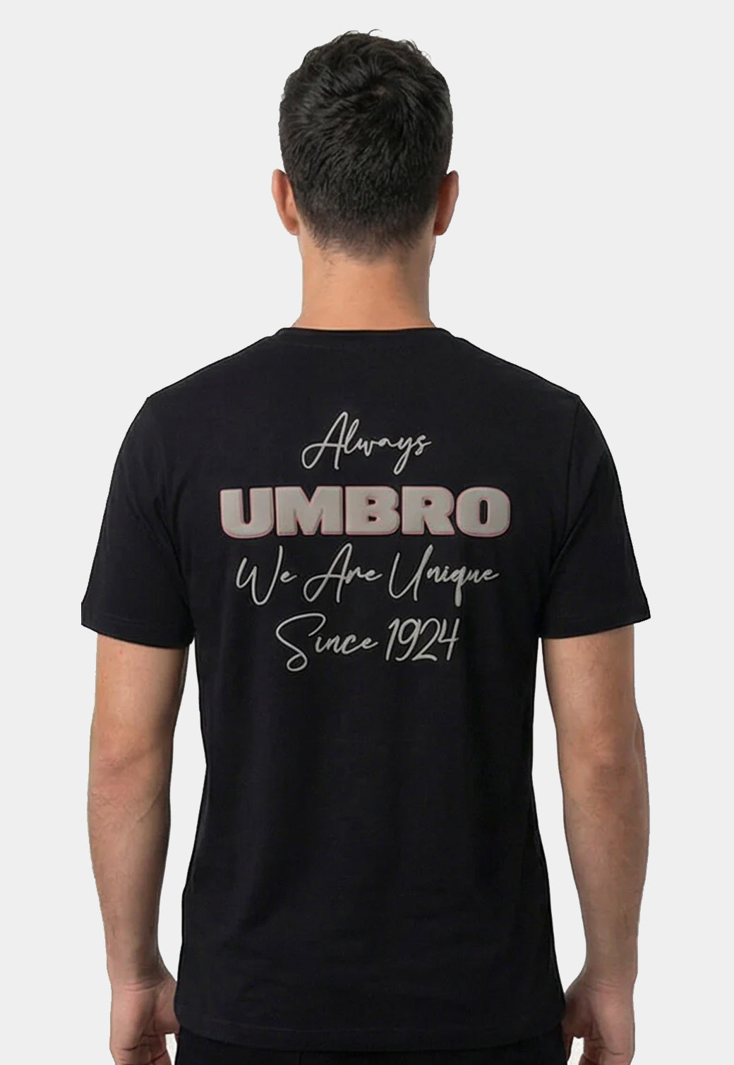 טי שירט UMBRO לגברים בצבע שחור עם הדפס Always UMBRO בגב