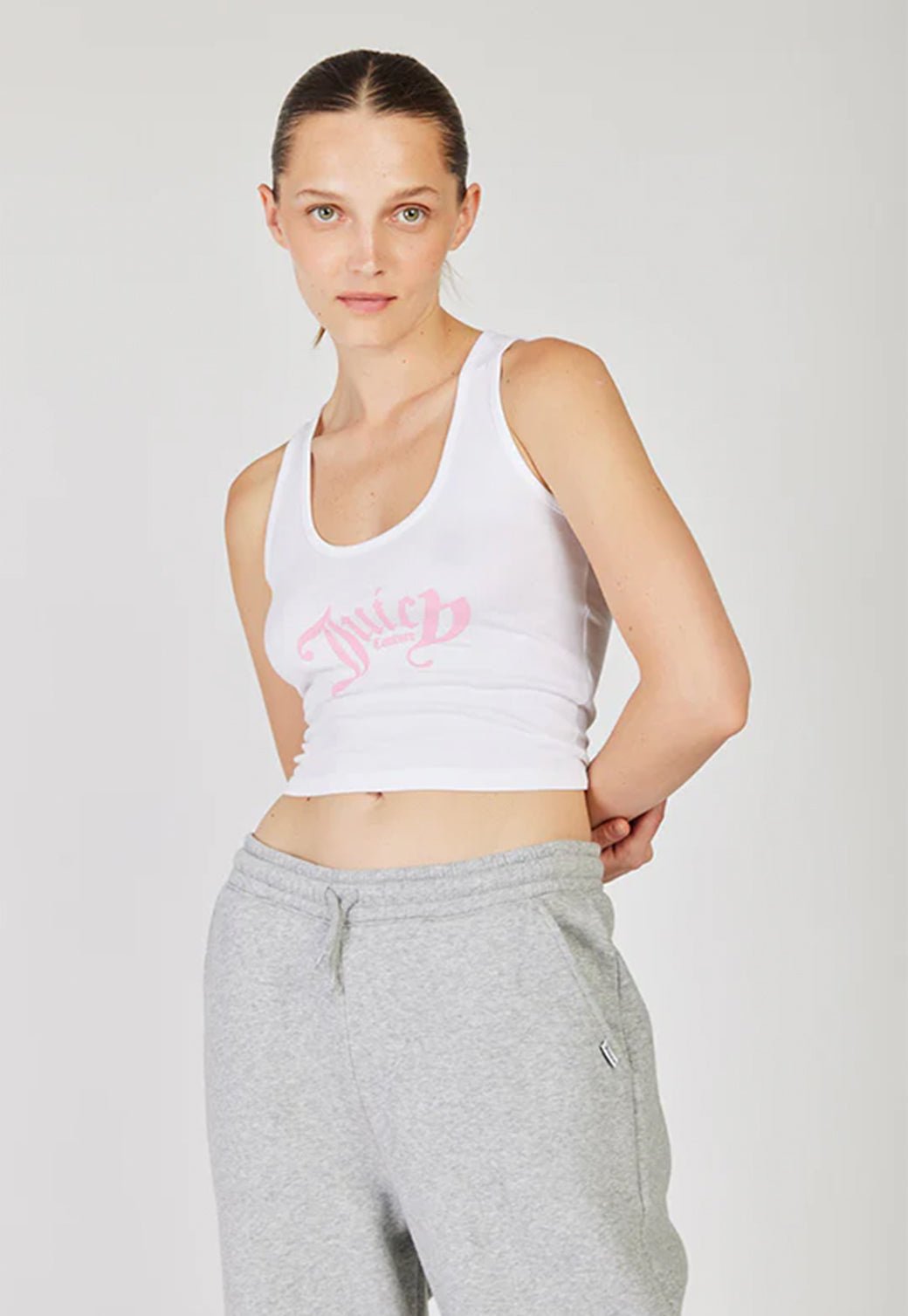 גופיית קרופ CHRISHELL בצבע לבן - Juicy Couture
