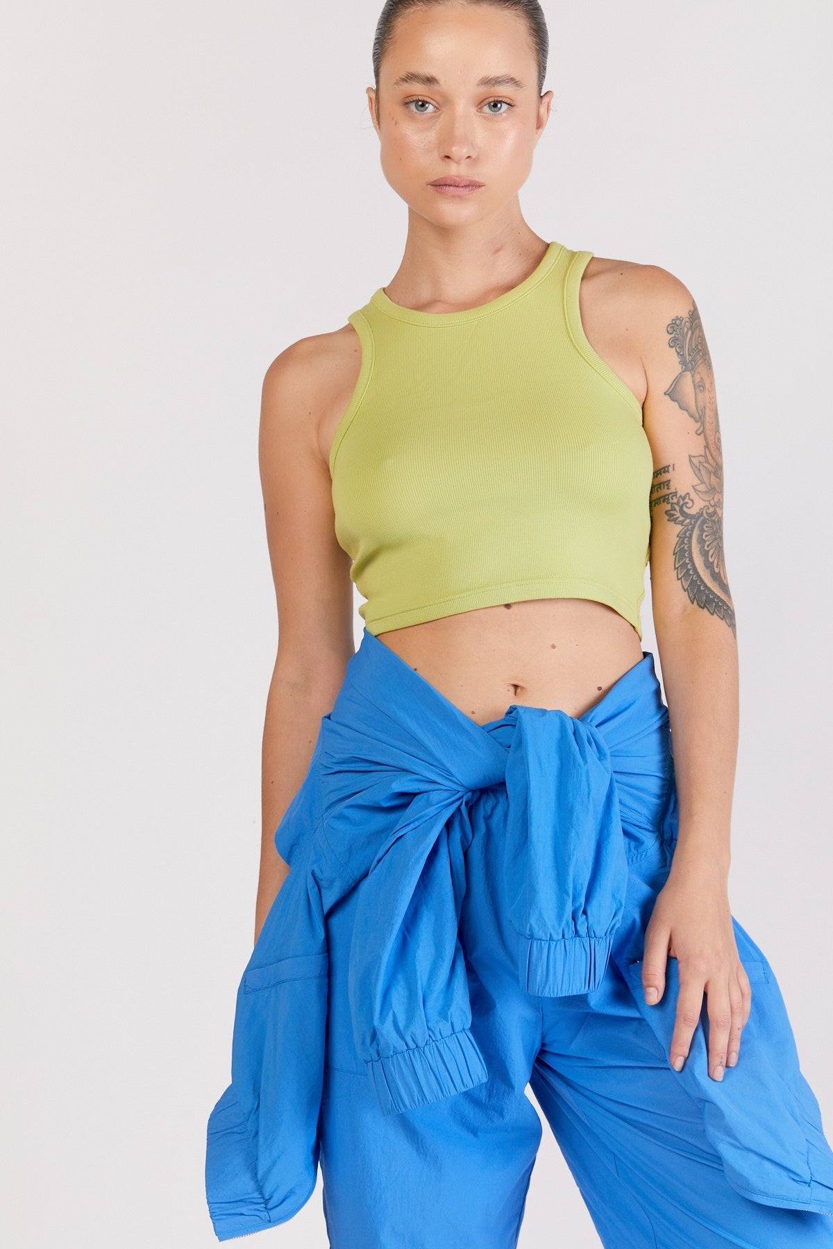 גופיית נומרו 14 בצבע ירוק