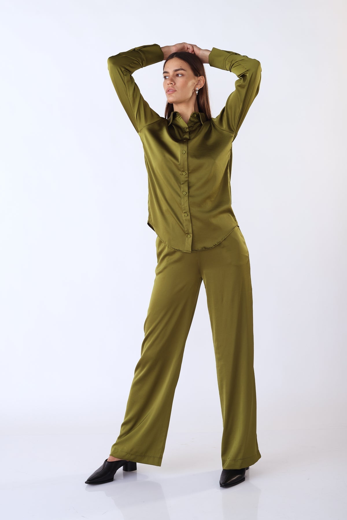 מכנסי רנה בצבע ירוק