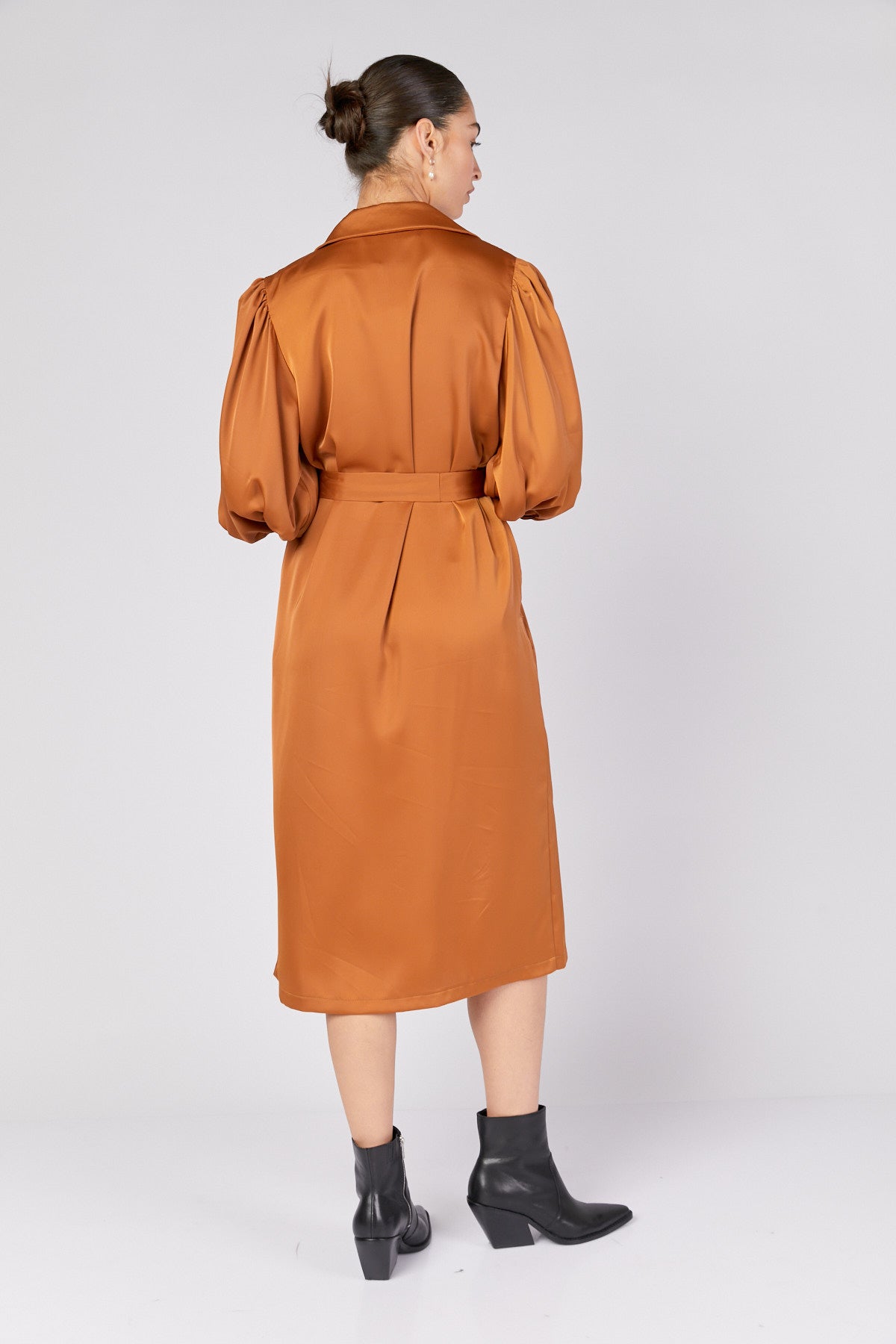 שמלת מרייט בצבע חמרה