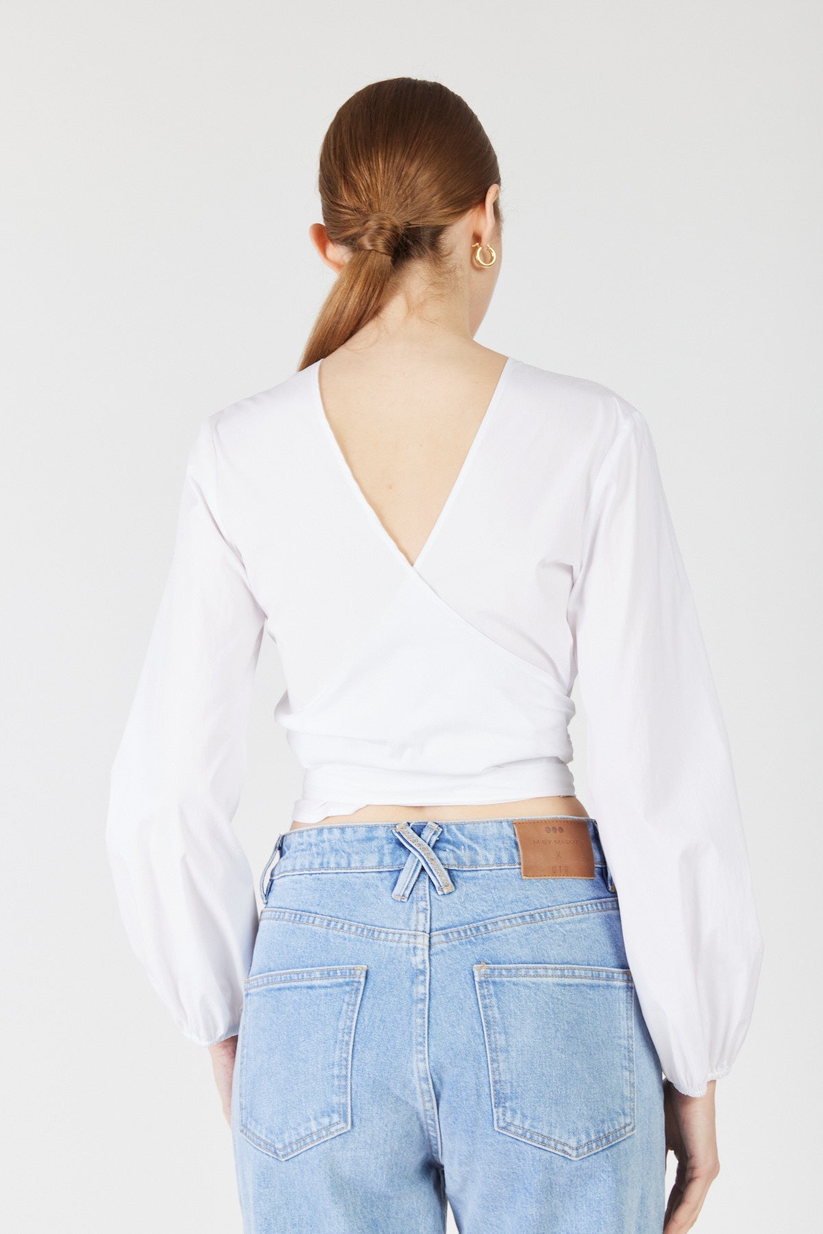 חולצת אוליביה בצבע לבן