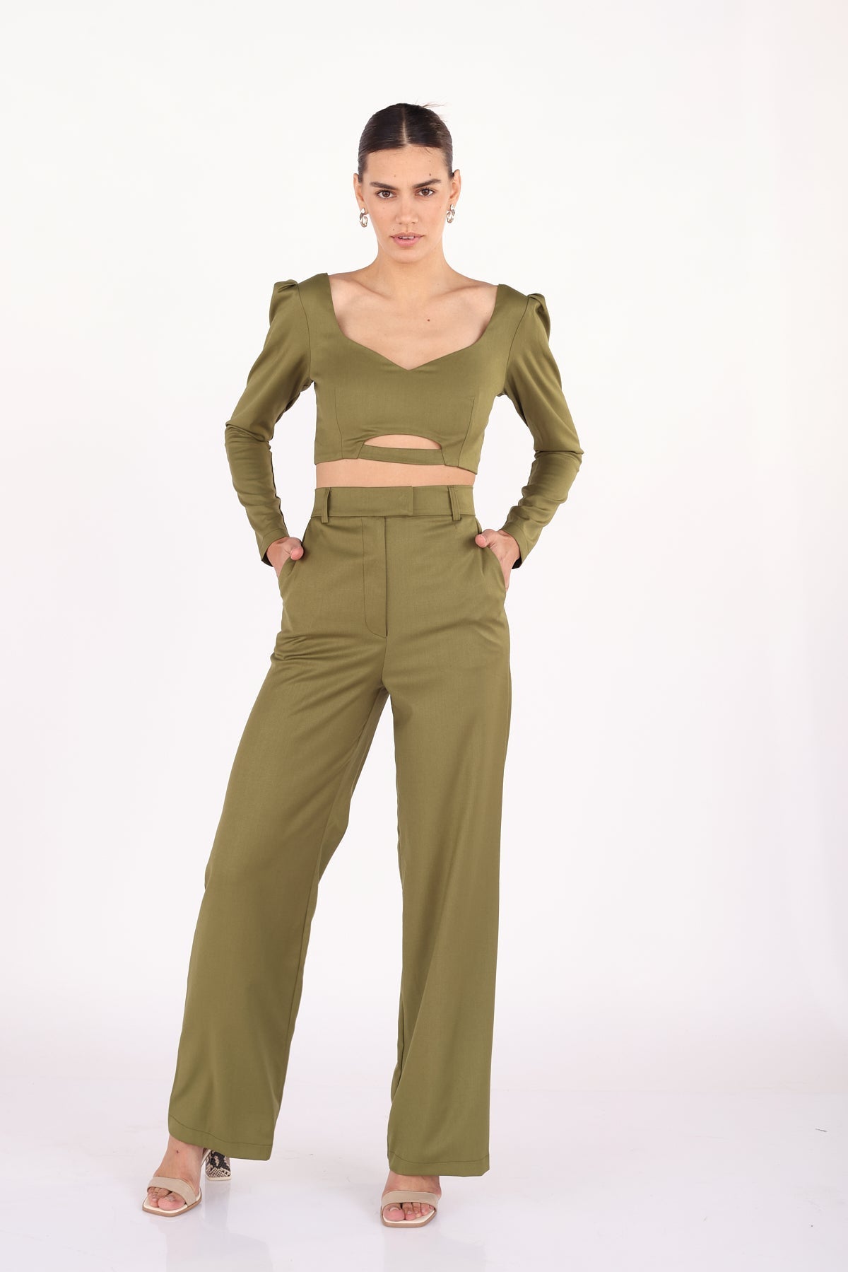 חולצת נינה בצבע ירוק