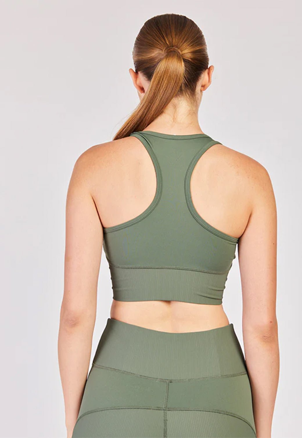 חזיית ספורט Racerback בצבע ירוק - Juicy Couture