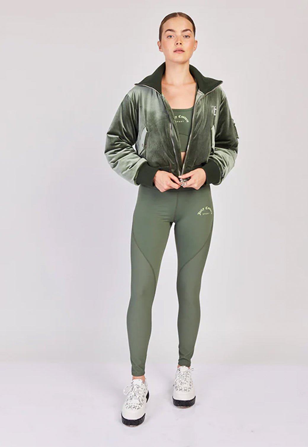 חזיית ספורט Racerback בצבע ירוק - Juicy Couture
