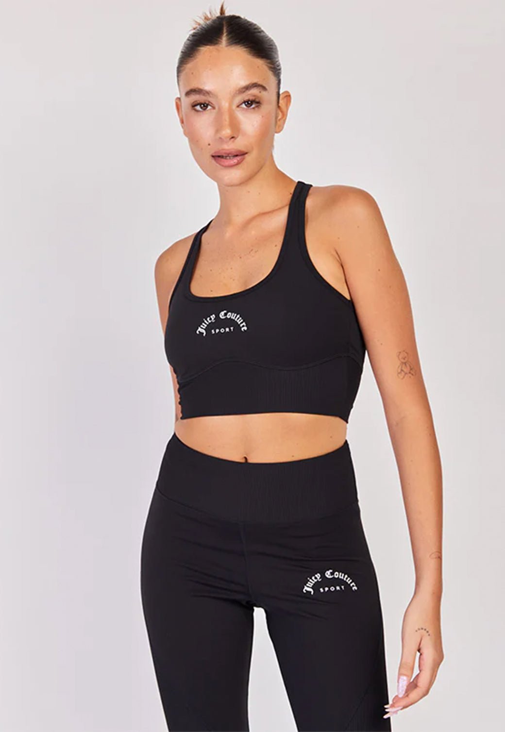 חזיית ספורט Racerback בצבע שחור - Juicy Couture
