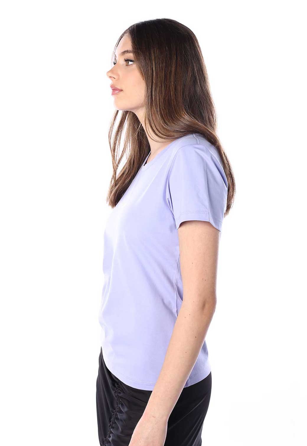 טי שירט קצרה עם לוגו רקום נשים