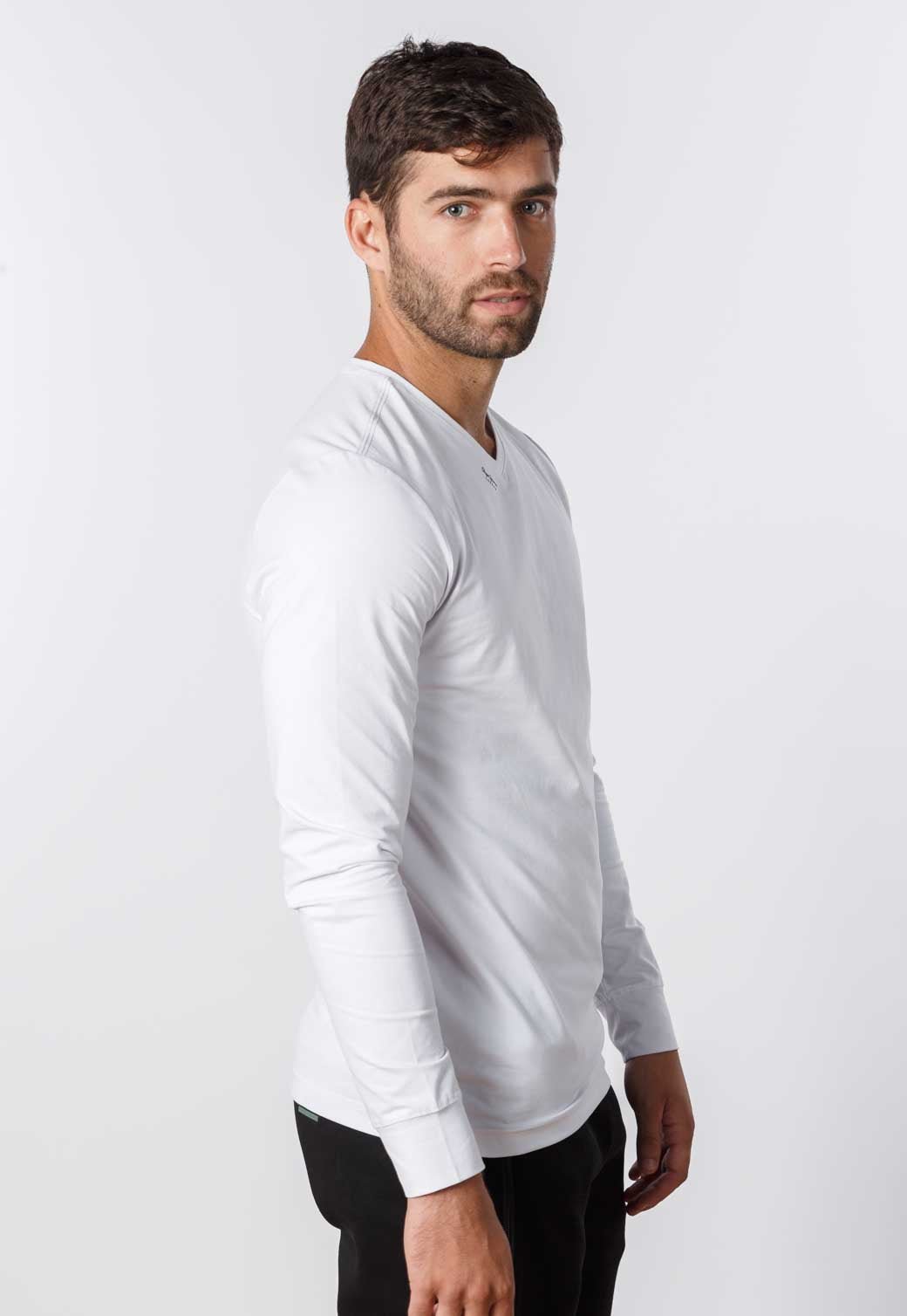 טי שירט וי עם לוגו | גברים - Pepe Jeans