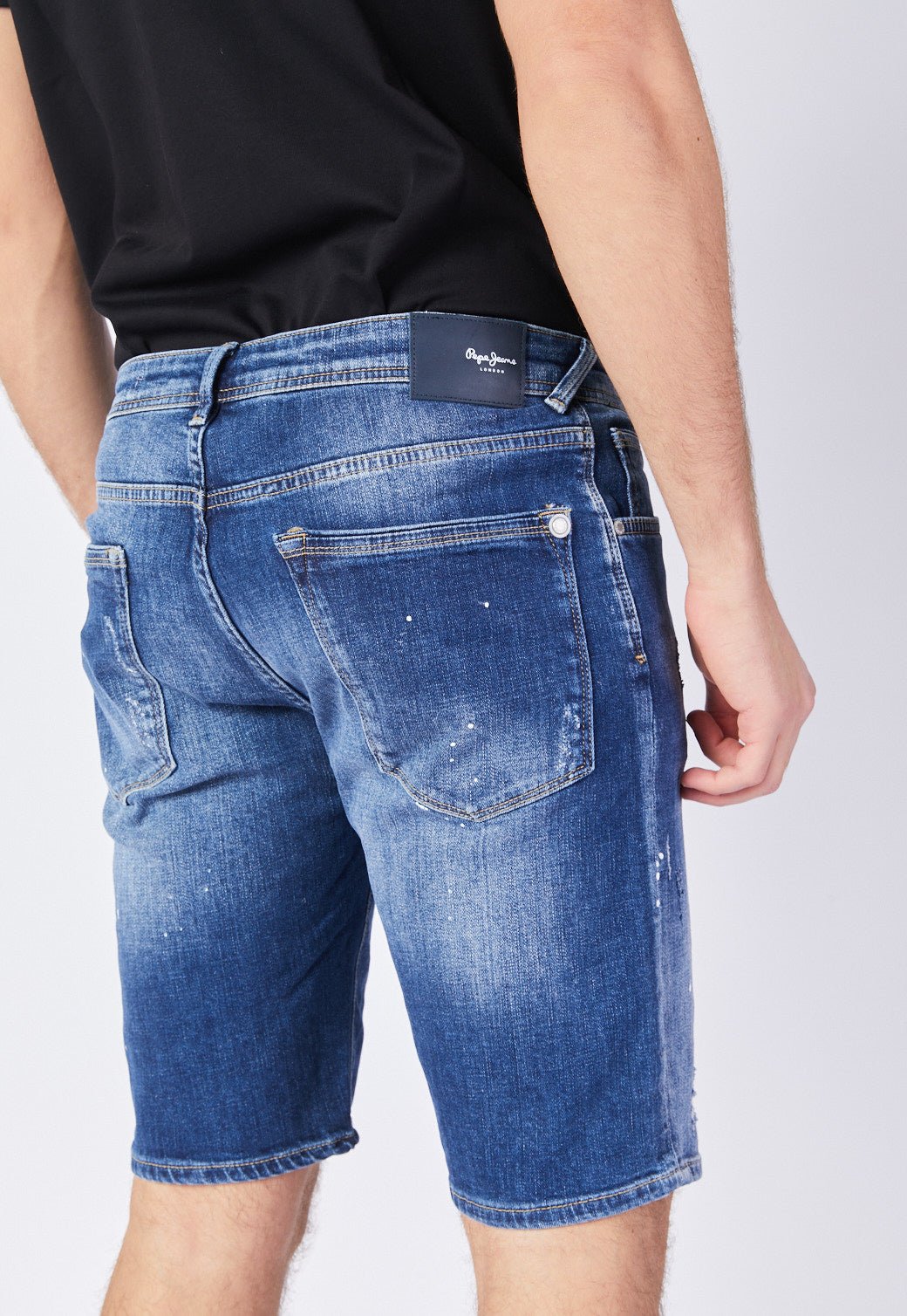 ג'ינס ברמודה עם קרעים לגברים - Pepe Jeans