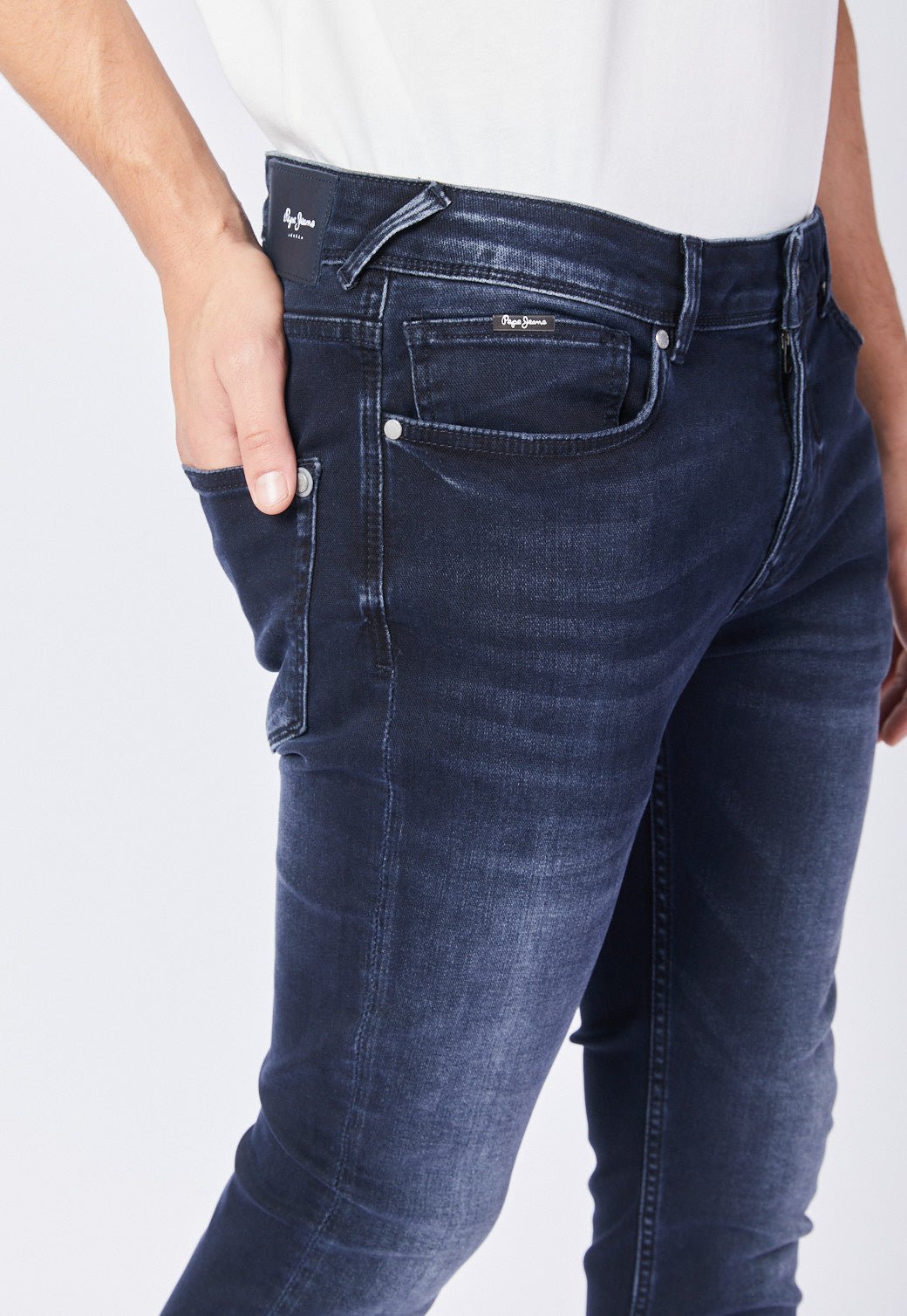 ג'ינס סקיני Finsbury עם שפשופים בירך - Pepe Jeans