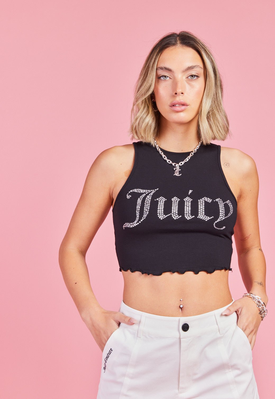 גופיית קרופ תלתלים עם לוגו אבנים לנשים - Juicy Couture