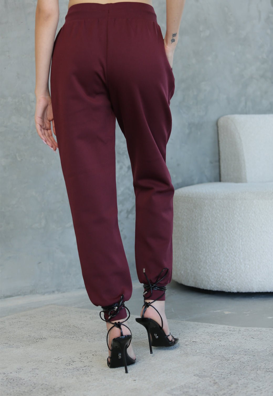 מכנסי ג'וגר לנשים DENISE בבורדו - Steve Madden