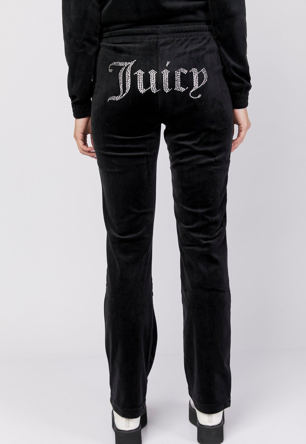 מכנסי טרנינג קטיפה עם לוגו אבנים נשים - Juicy Couture