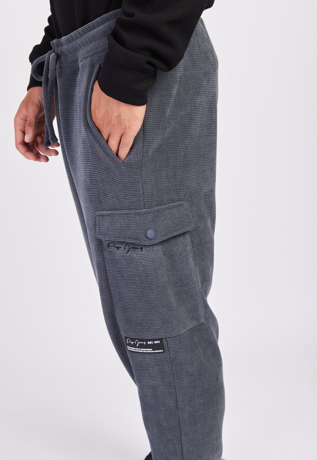 מכנסי טרנינג וופל לגברים - Pepe Jeans