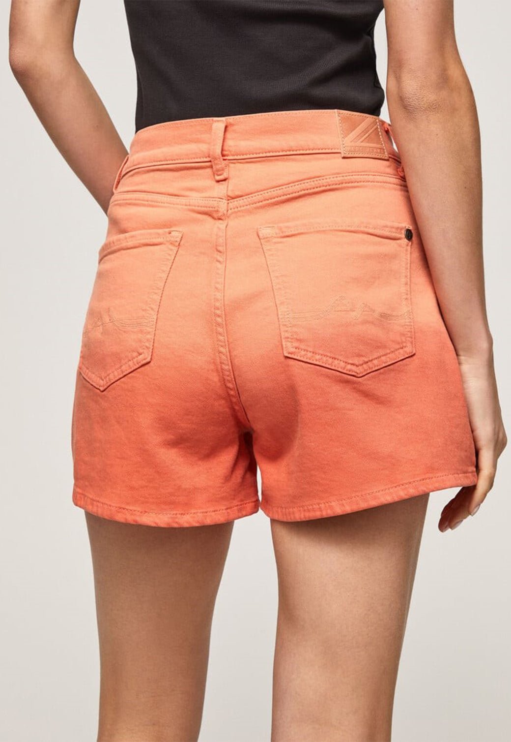 מכנסיים קצרים ברמודה אומברה - Pepe Jeans