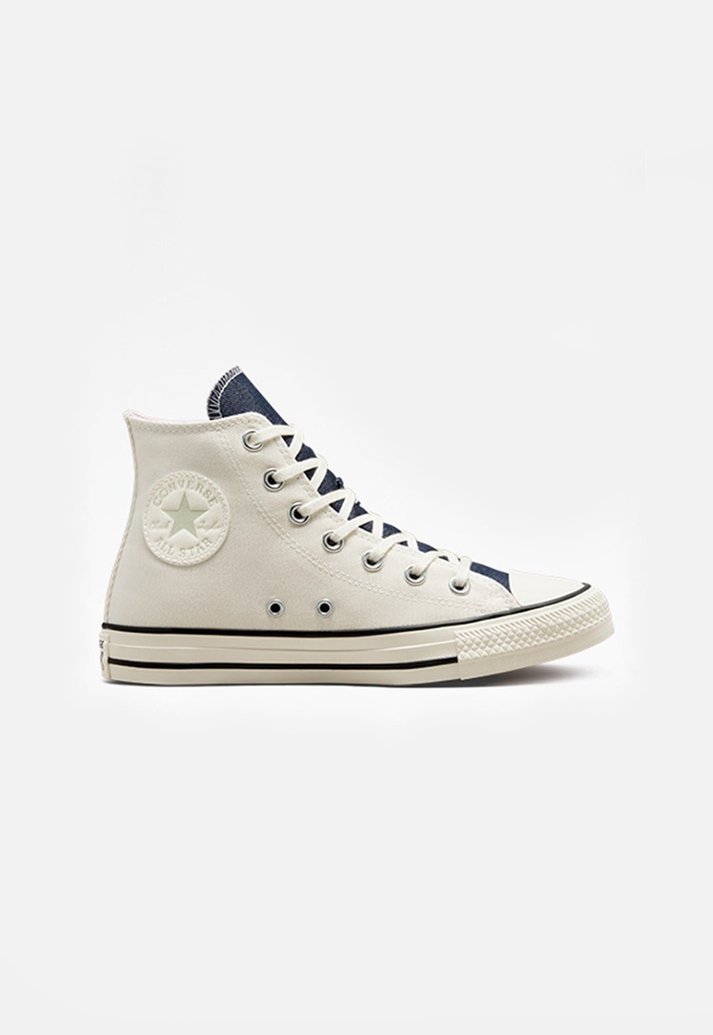 נעלי סניקרס גבוהות Chuck Taylor לנשים - Converse