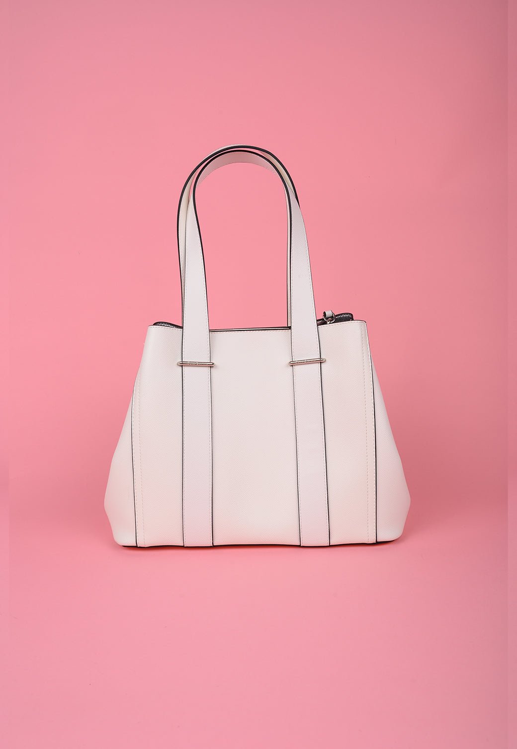 תיק נשיאה עם לוגו מטאלי - Juicy Couture