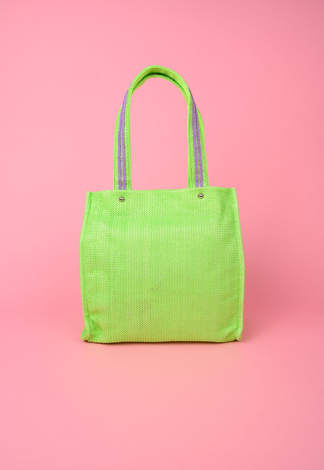 תיק שופינג גדול עם מגה לוגו מבד רפיה - Juicy Couture