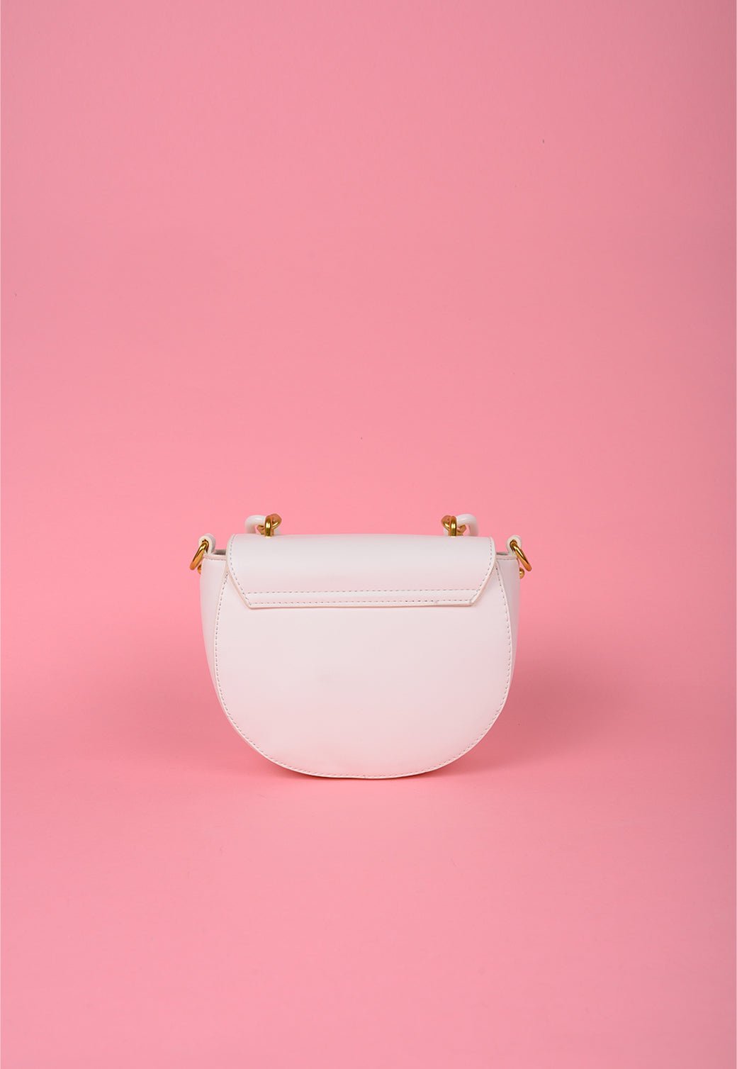 תיק כתף מגורען עם שרשרת - Juicy Couture