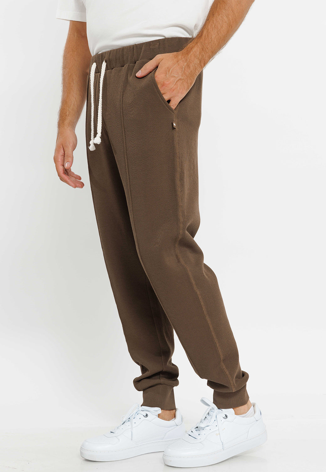 מכנסי ג'וגר בצבע חום לגברים