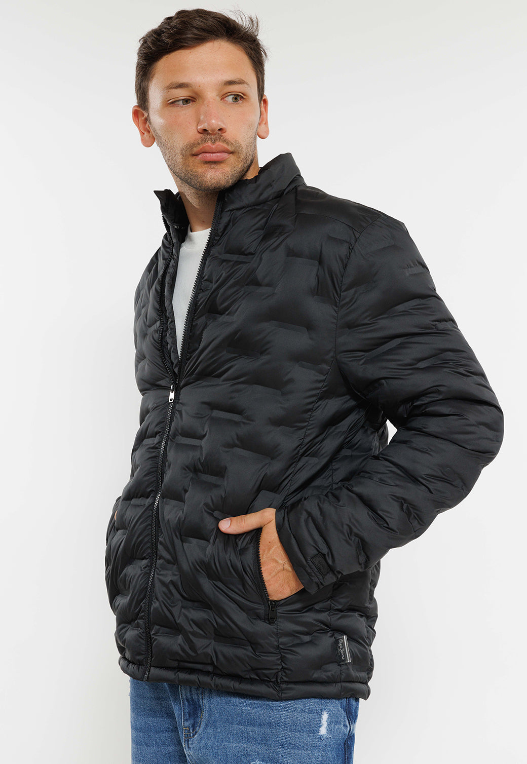 מעיל פוך קליל בצבע שחור לגברים