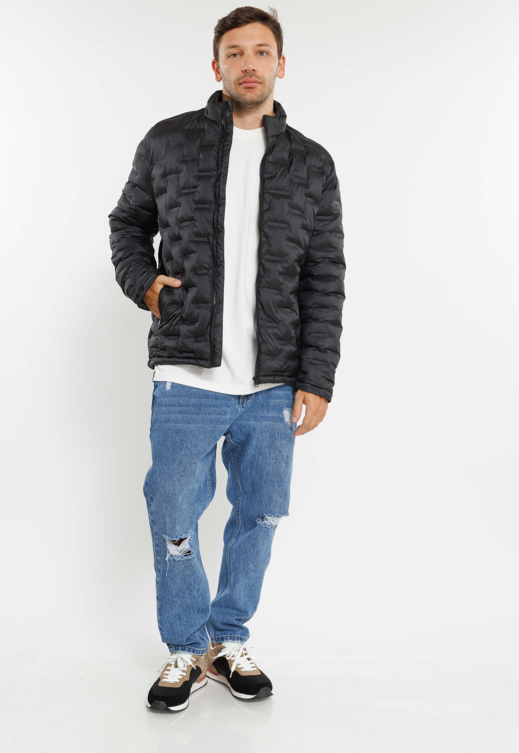 מעיל פוך קליל בצבע שחור לגברים