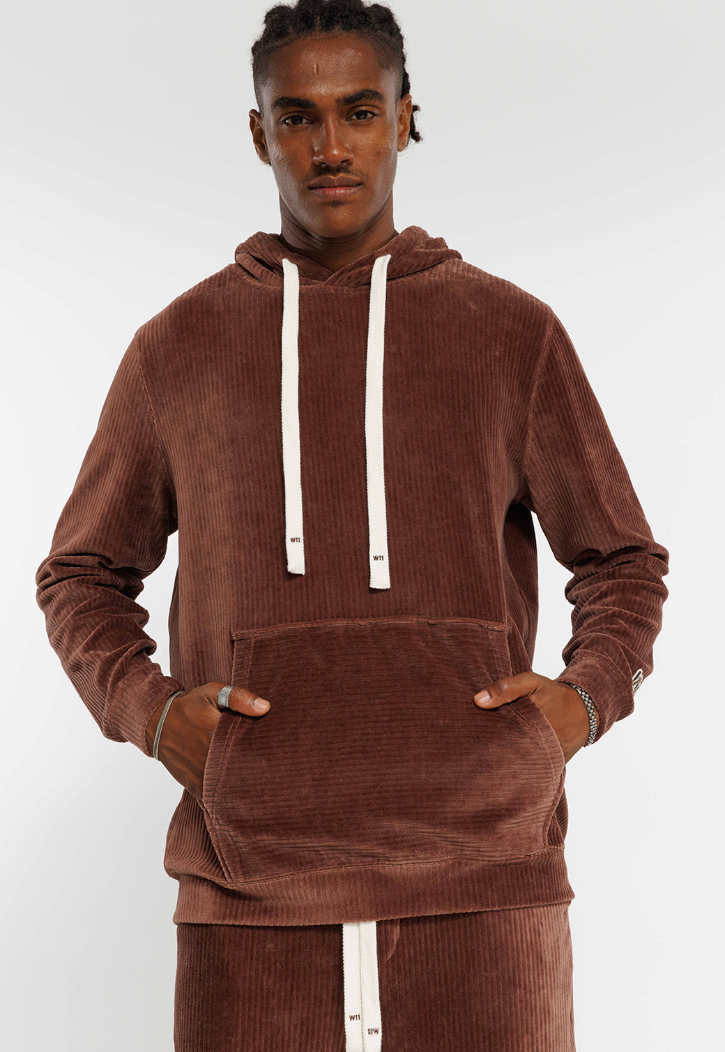 קפוצ'ון קטיפה חום לגברים