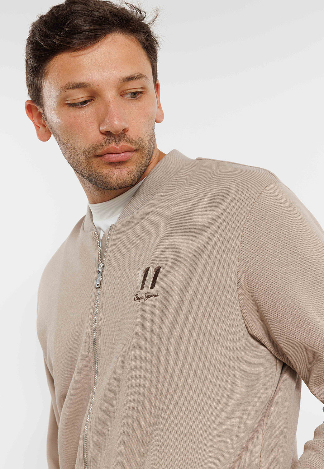 קפוצ'ון רוכסן ABNER בצבע חום בהיר