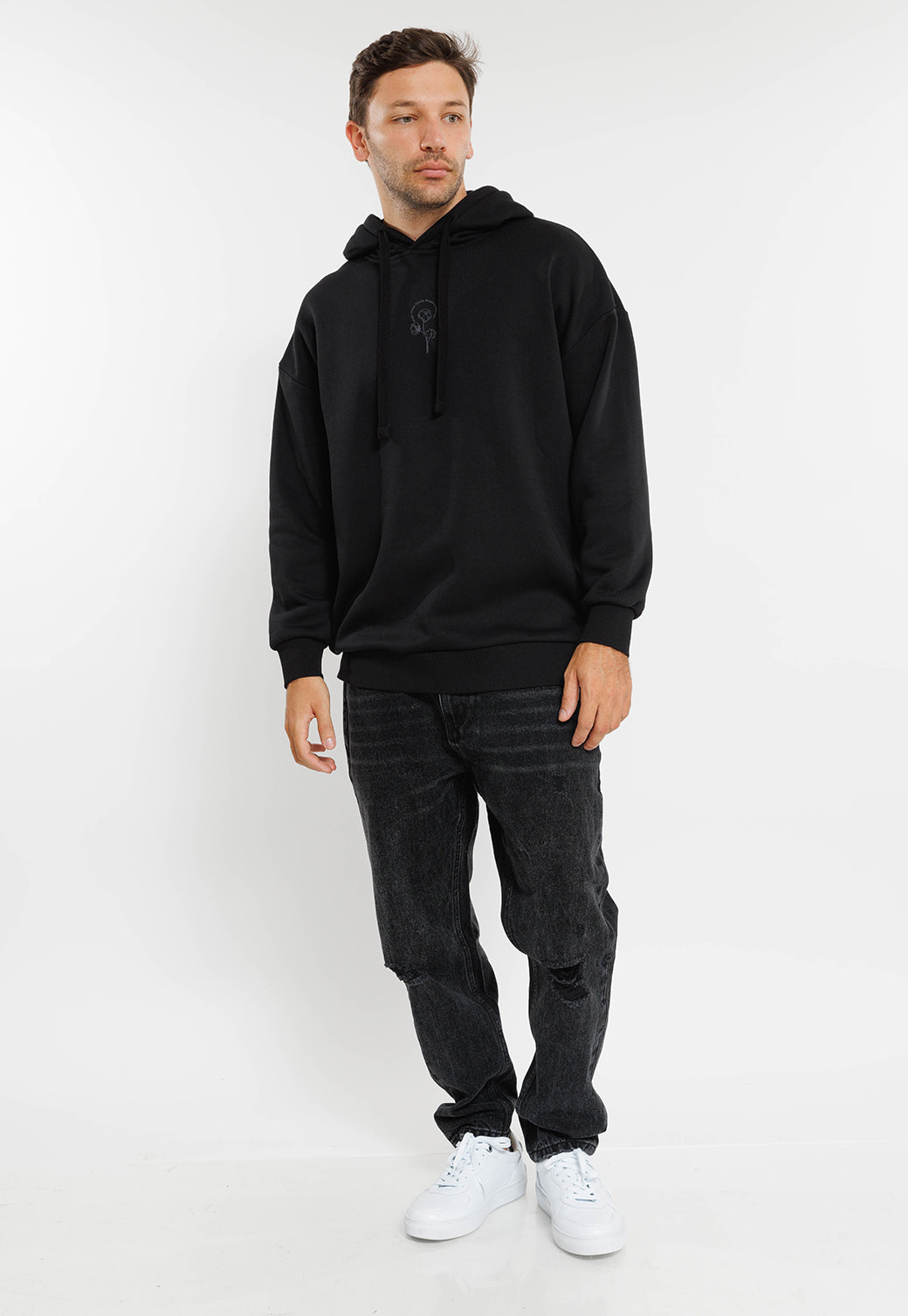 קפוצ'ון JEAN עם הדפס בגב בצבע שחור