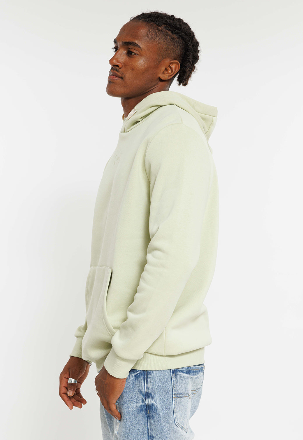 קפוצ'ון קלאסי לגברים בצבע ירוק בהיר