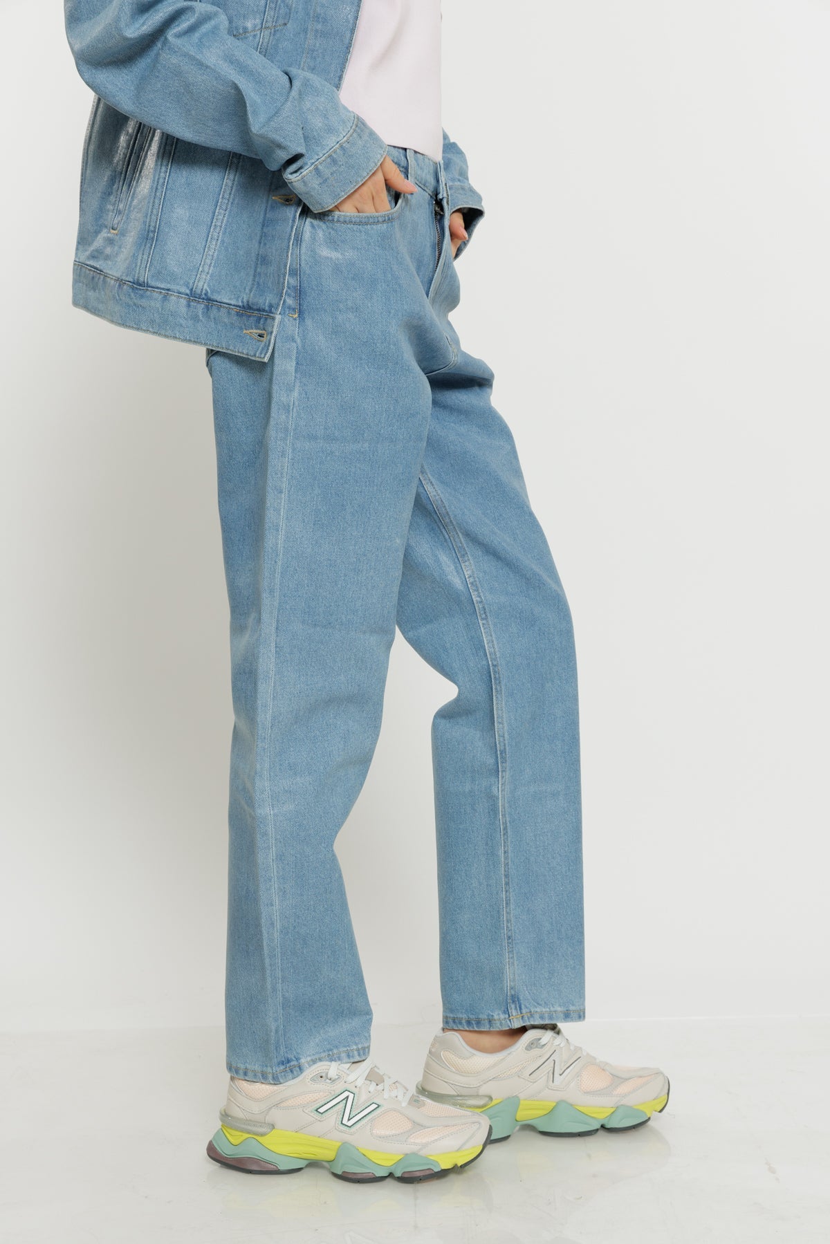 ג׳ינס PRATO בצבע כחול משופשף