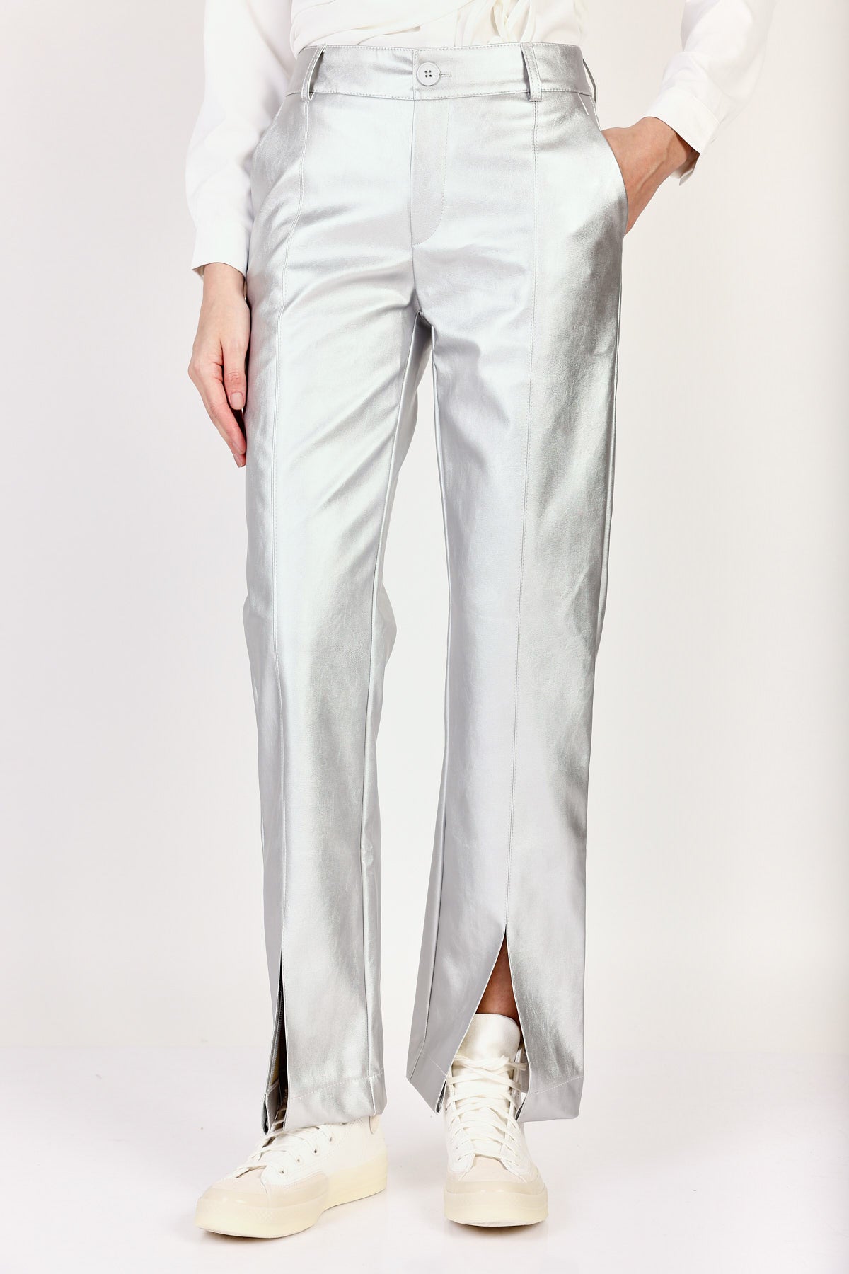 מכנסי Brooke עם שסעים בצבע כסף