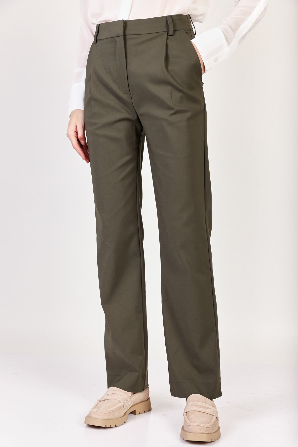 מכנסי Bluz Straight Leg בצבע  ירוק זית