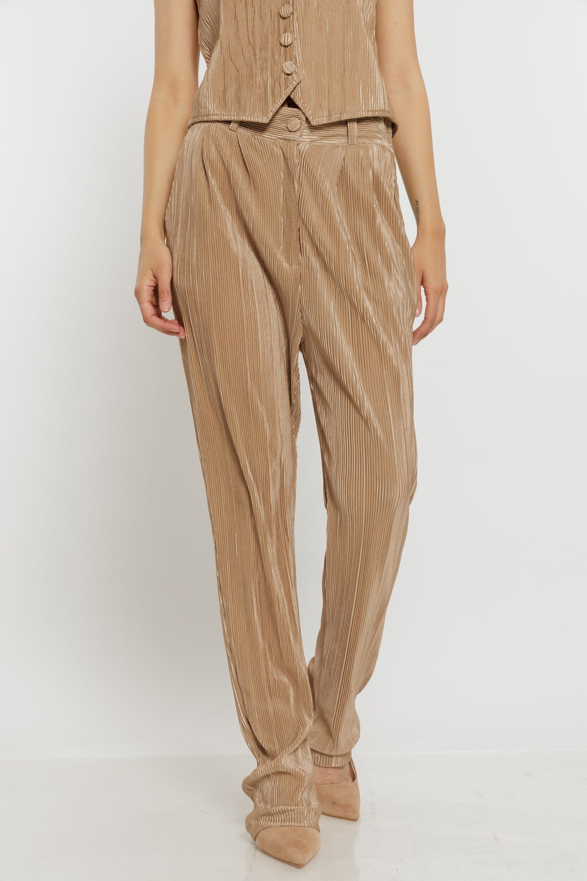 מכנסיים בגזרה ישרה Suwyer פליסה בצבע בז'