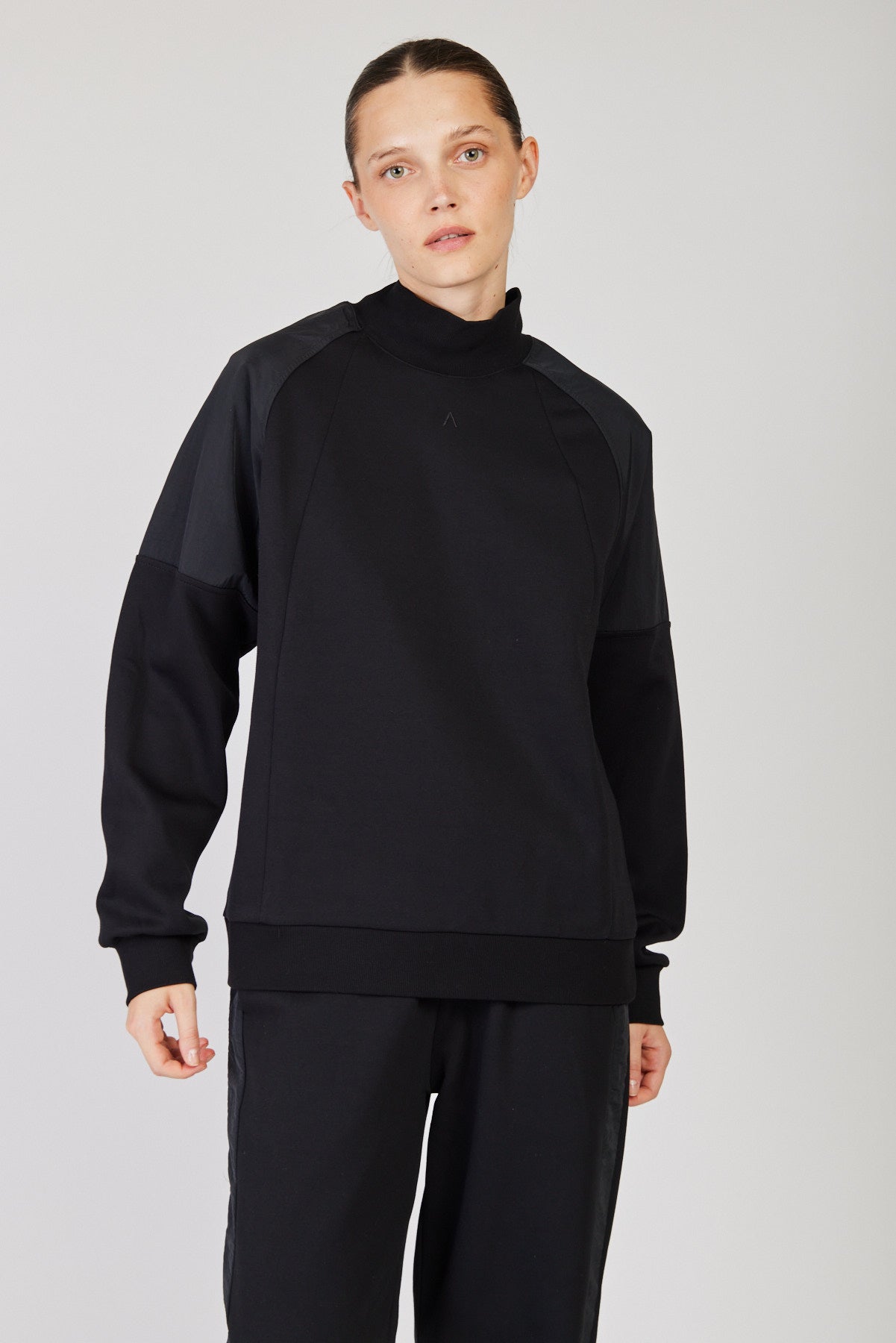 סווטשירט Dixie רגלן בצבע שחור